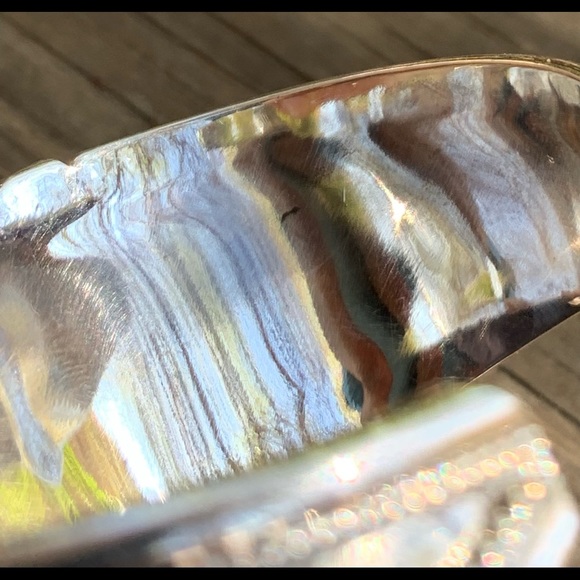 Native American Navajo Turquoise Bracelet - Picture 8 of 10